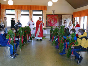 Palmsontag in St. Crescentius - Beginn der Heiligen Woche (Foto: Karl-Franz Thiede)